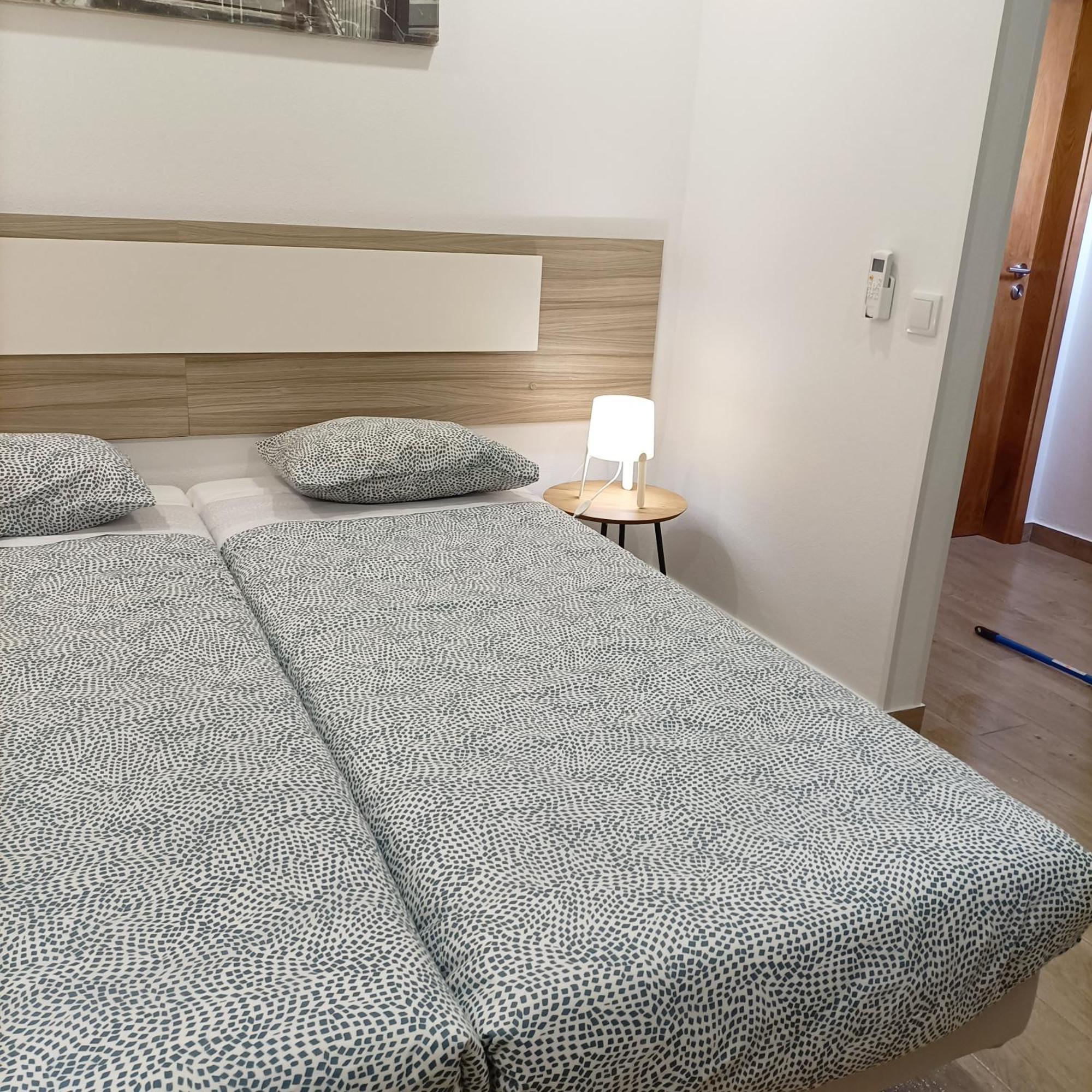 Good Vibes - Lagos Guesthouse Екстериор снимка