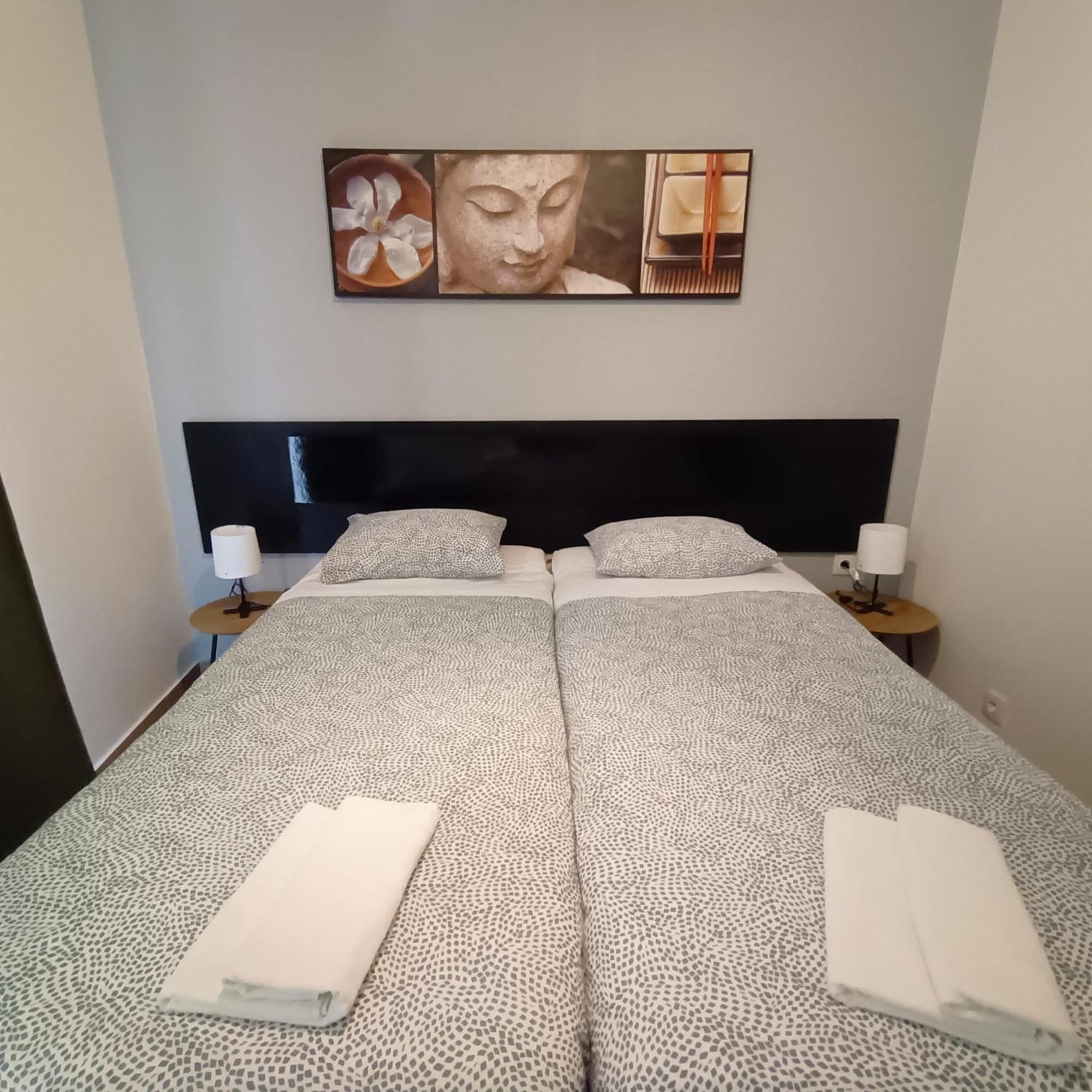 Good Vibes - Lagos Guesthouse Екстериор снимка